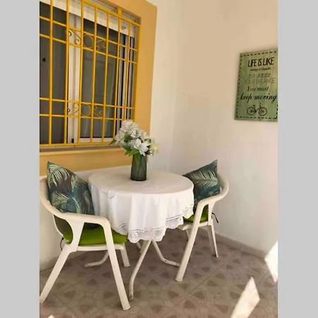 Apartamento Acogedor Apartamento Con Piscina Cerca A La Playa
